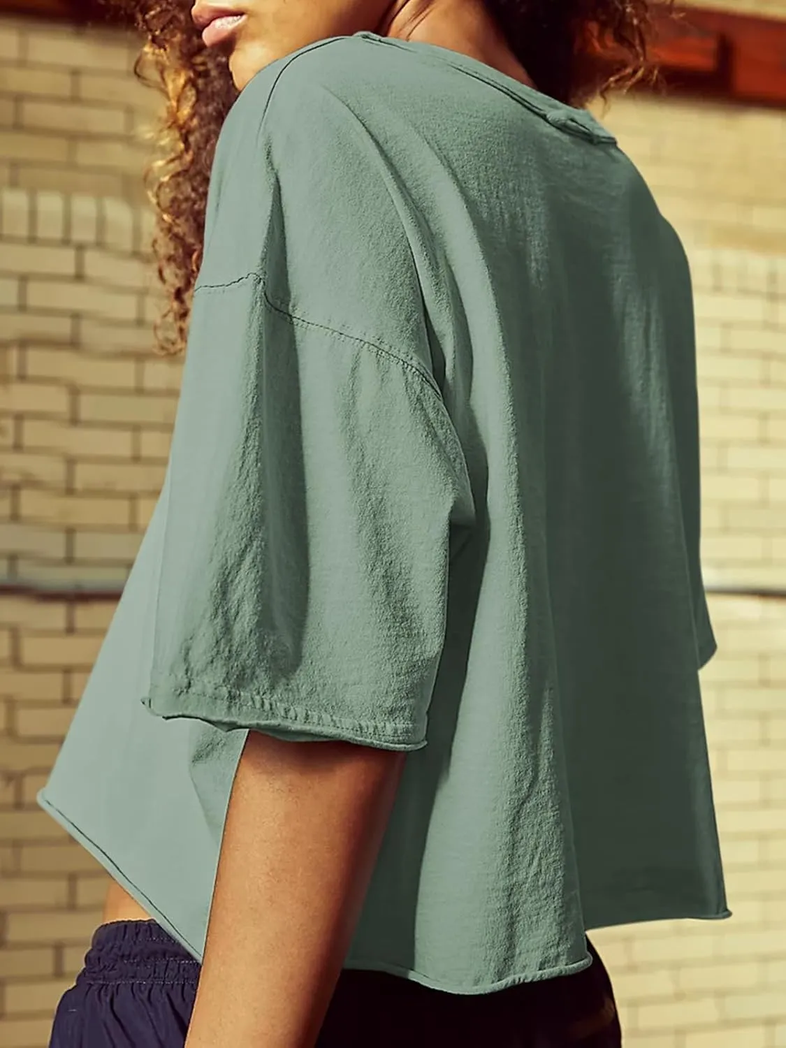 Women's Oversize Workout Crop Tops Short Sleeve Crewneck Drop Shoulder Boxy T Shirts Summer Casual Solid Basic Tees